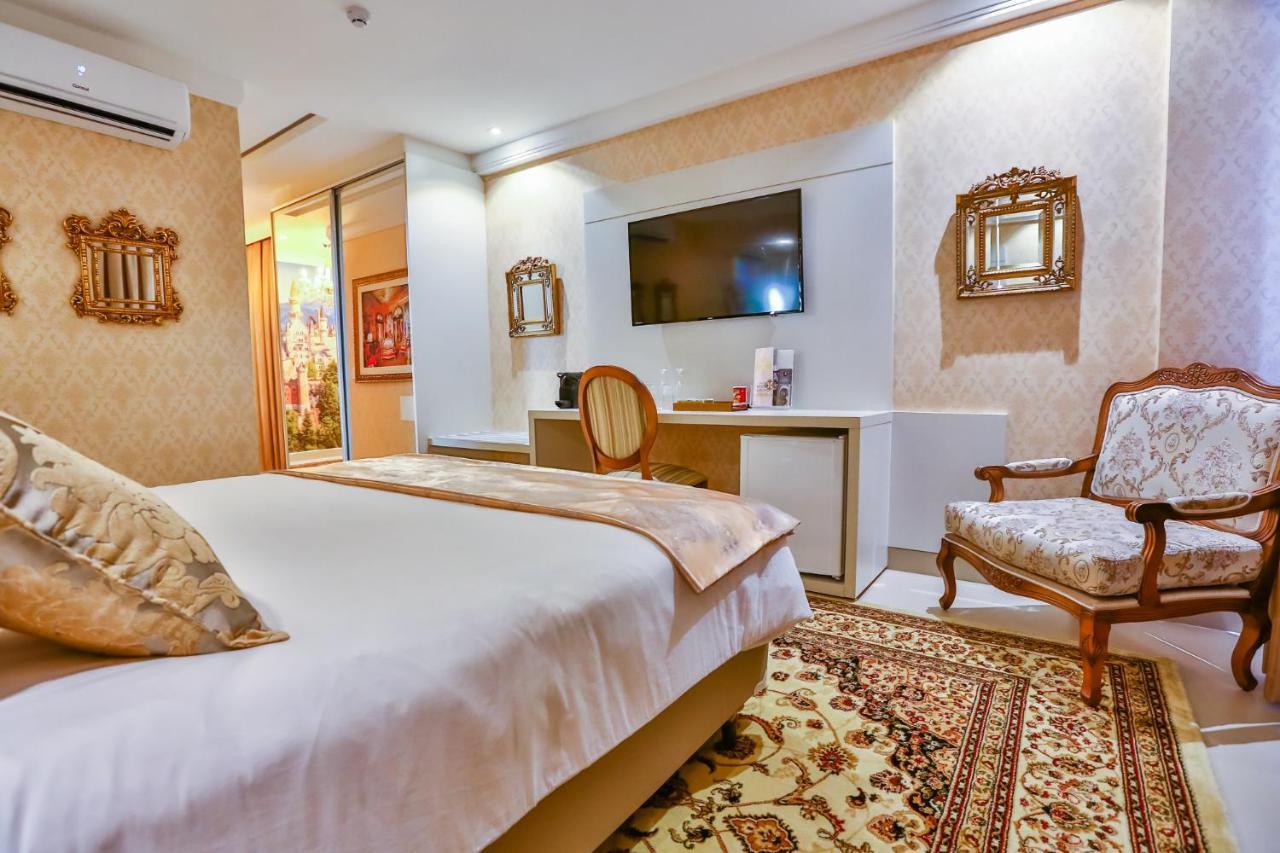 Golden Lis Hotel Boutique Goiânia Kültér fotó Deluxe Room