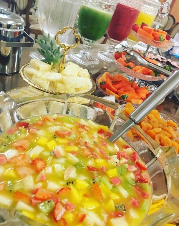 Golden Lis Hotel Boutique Goiânia Kültér fotó Fruit salad