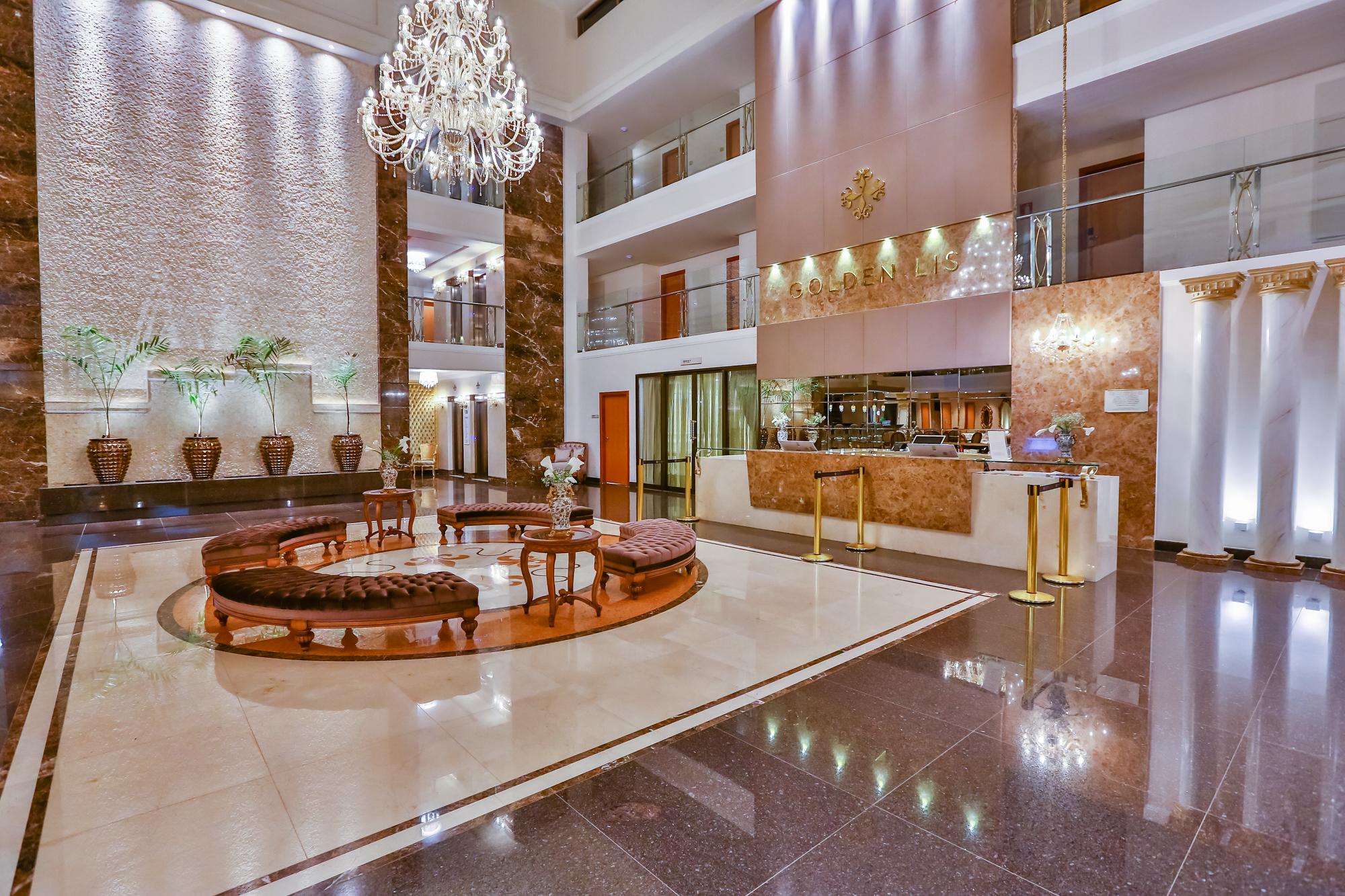 Golden Lis Hotel Boutique Goiânia Kültér fotó Lobby