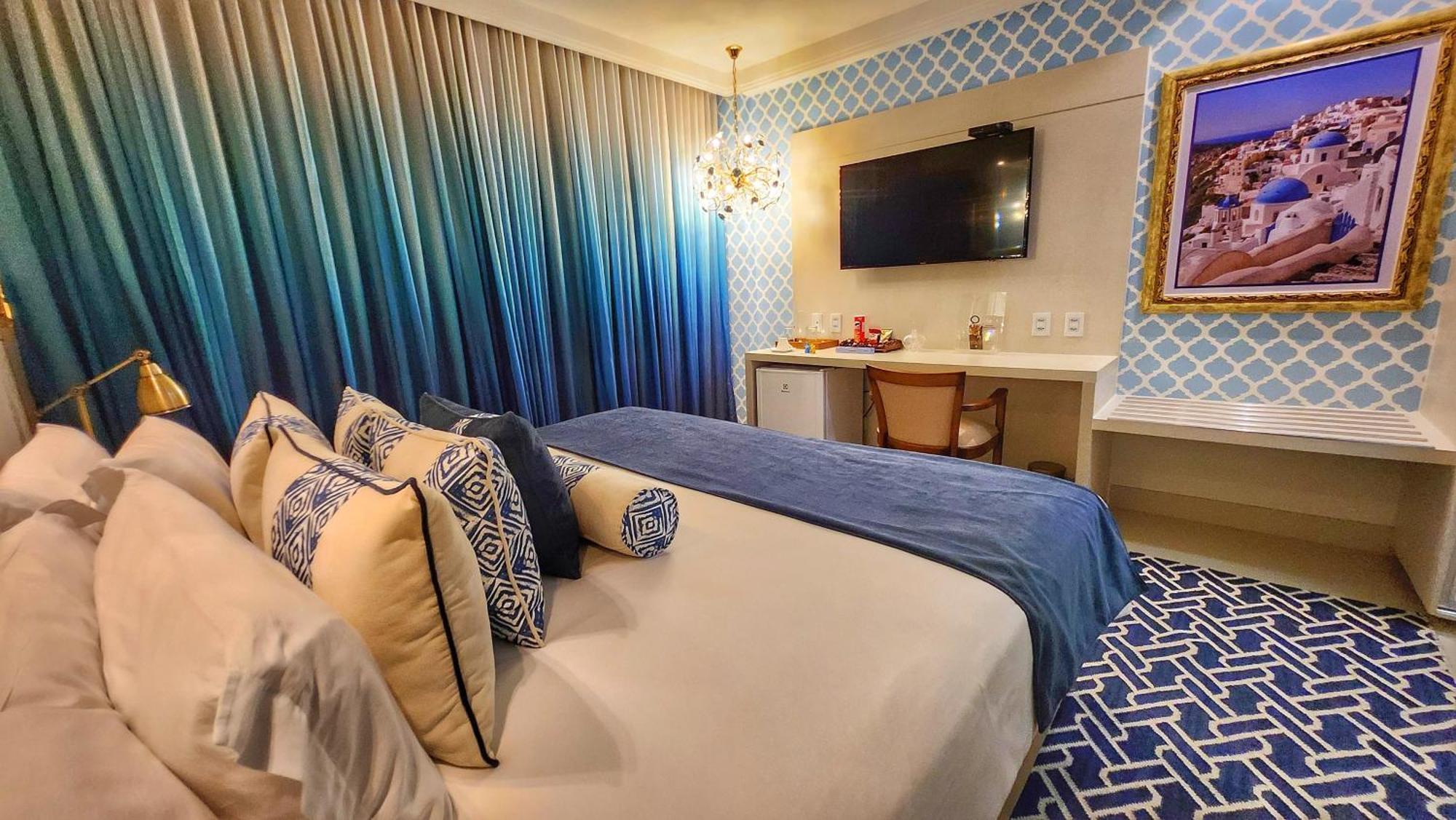 Golden Lis Hotel Boutique Goiânia Kültér fotó A room at the hotel