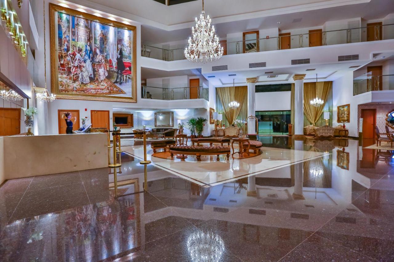 Golden Lis Hotel Boutique Goiânia Kültér fotó Lobby